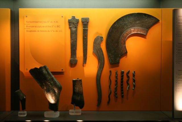 Delphi archaeological museum - Bronze armour and accessories